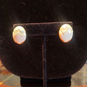 W&H 1965 Vintage Easter egg earrings
